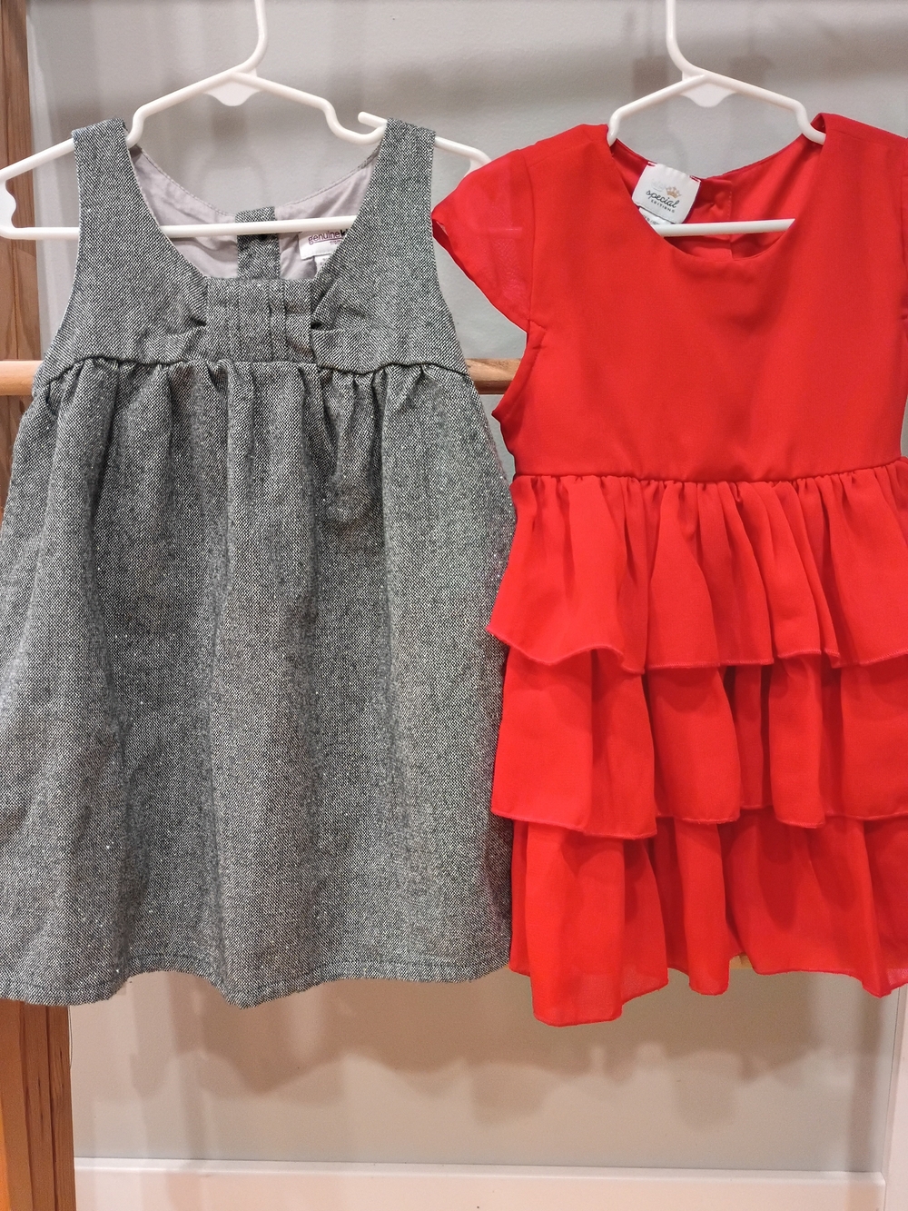 Set Of Holiday Dresses Size 2T Genuine Oshkosh Kids & Sears Especial Edition